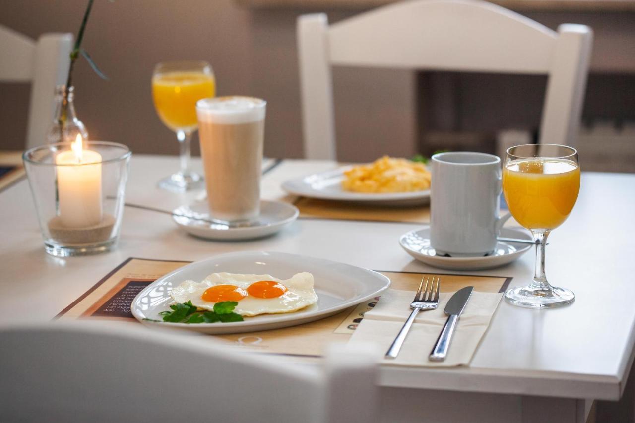 Hotel Omega مورس المظهر الخارجي الصورة